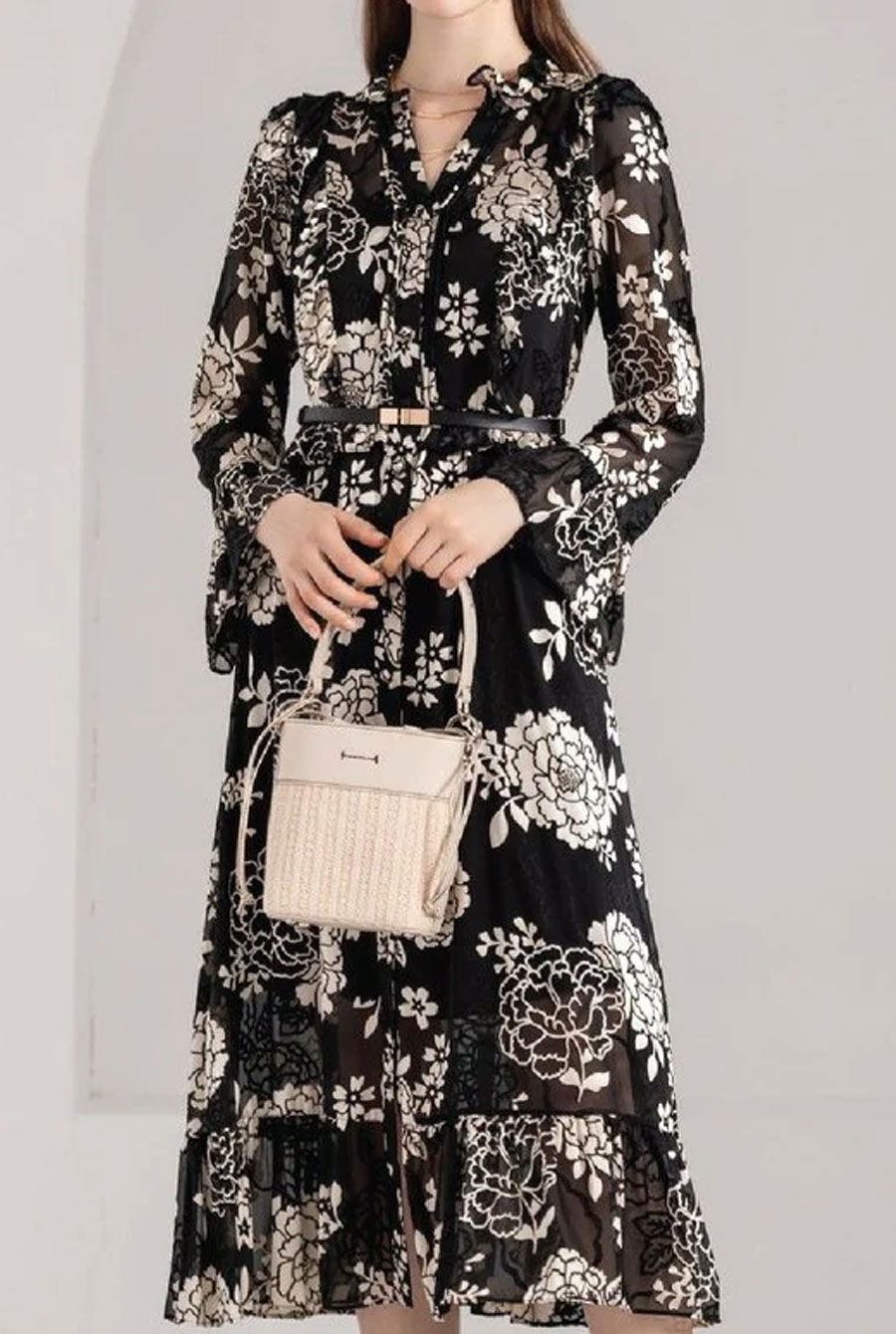 GDS Amzi Floral Dress Black - Essjai